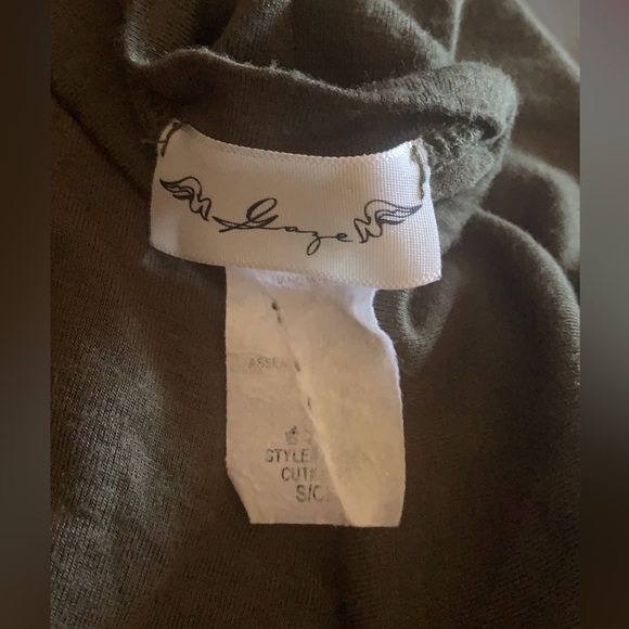 Crops top - Picture 3 of 4